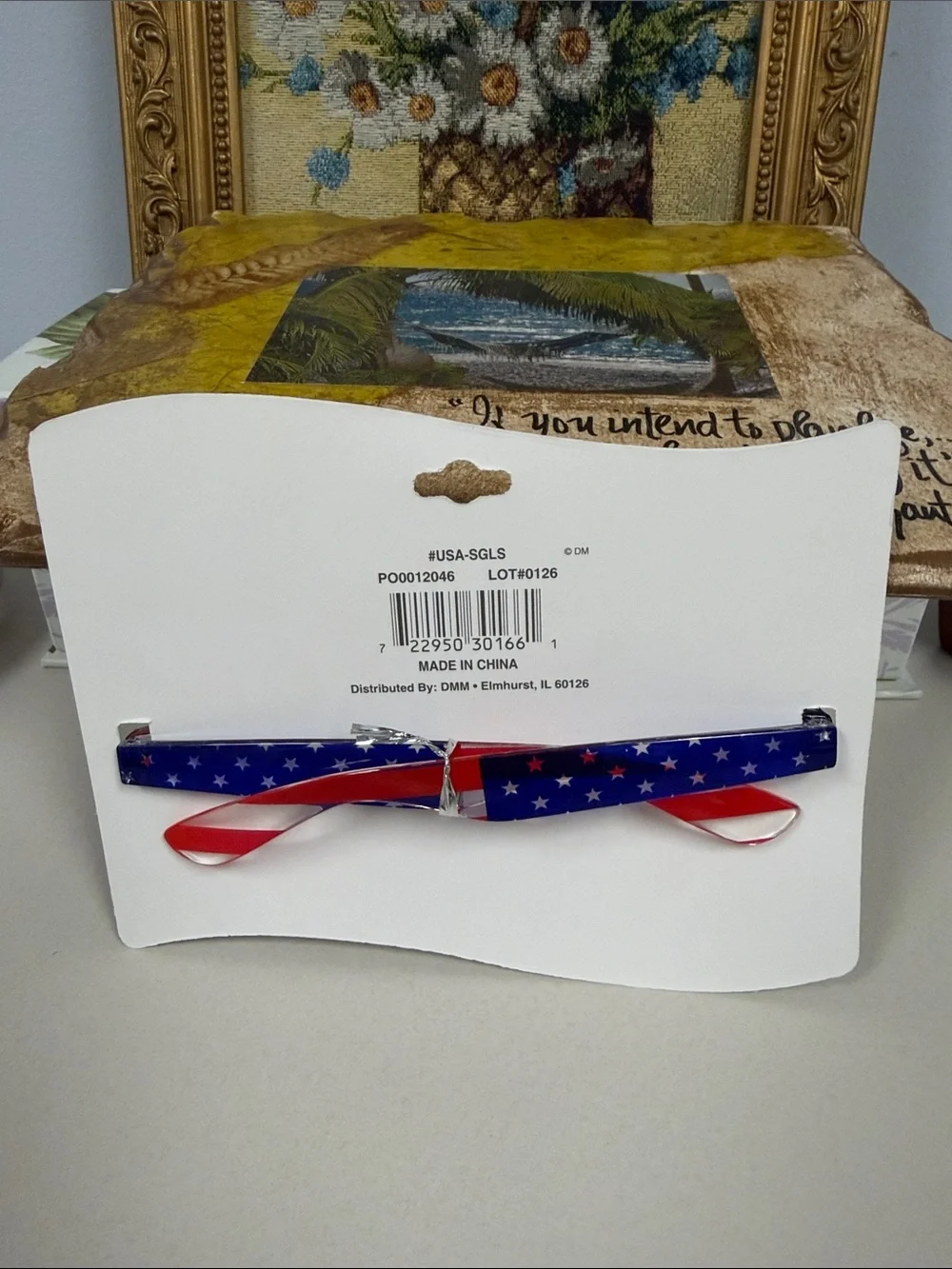 DM UNITED WE SWAG Stars Stripes Patriot Pride Flag Print Mirrored Sunglasses